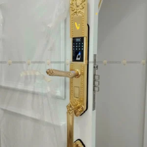 Khóa Cửa Đại Sảnh Hubert HB DS77 Gold lắp đặt thực tế - khoathongminh24h (Ảnh 3)