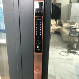 Khóa Cửa Nhôm Hubert HB CN82F lắp đặt thực tế - khoathongminh24h (Ảnh 1)