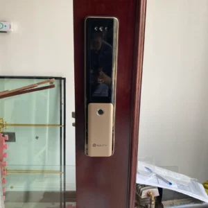 Khóa cửa thông minh Solity GP-6000BAK lắp đặt thực tế - khoathongminh24h (Ảnh 2)
