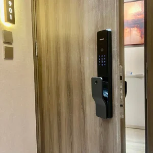 Khóa vân tay chống nước IP65 Philips DDL801-5HBS lắp đặt thực tế - khoathongminh24h (Ảnh 1)